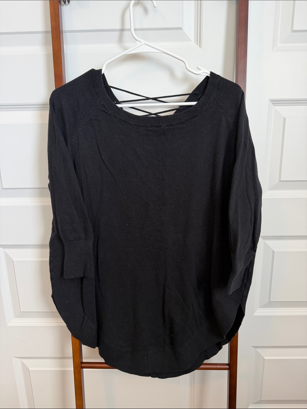 Women's Black Crisscross Back Knit Pullover
